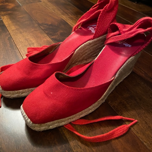 Chiara Espadrille in Canvas Rojo Carmín Castañer - Picture 1 of 3